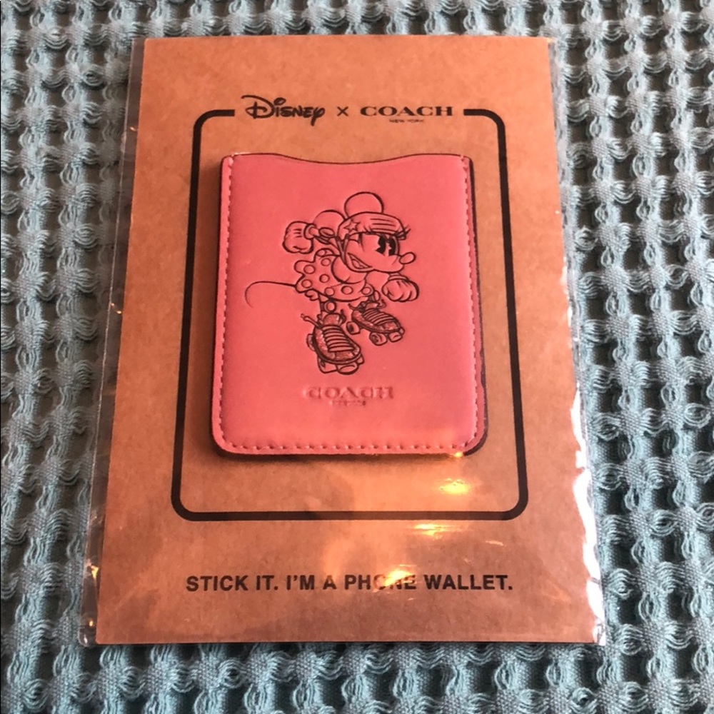 Disney x Coach phone wallet Minnie Mouse
